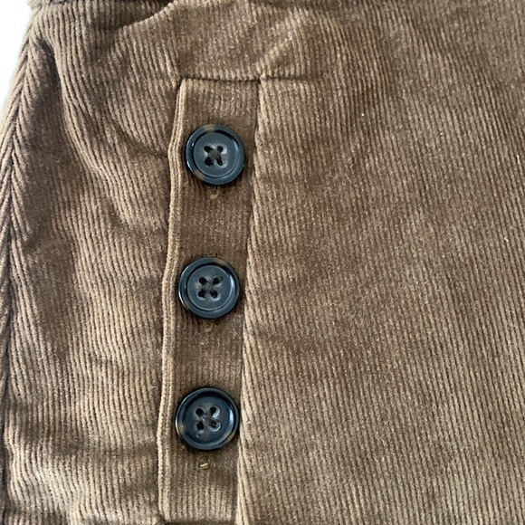 BANANA REPUBLIC corduroy size 0 kaki mini skirt - Picture 2 of 2